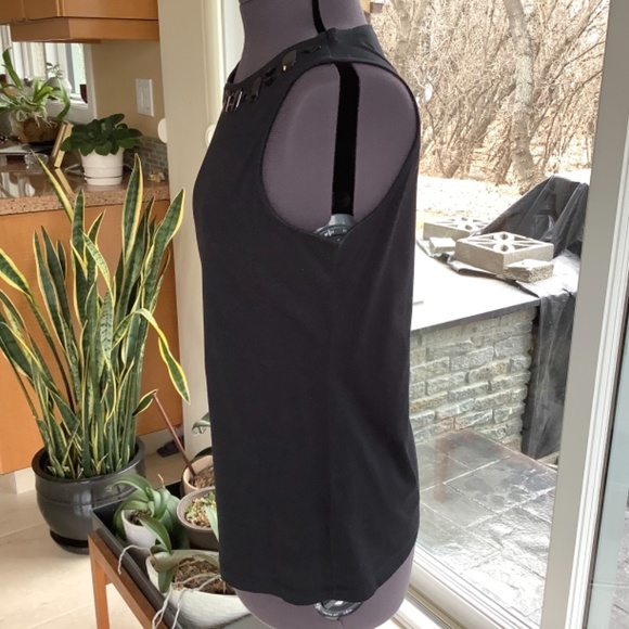 Mexx tank top with black jewels on front neckline size large - Picture 4 of 7